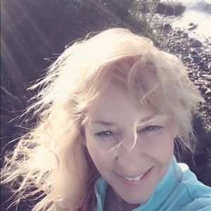 Meet your Posher, Tina